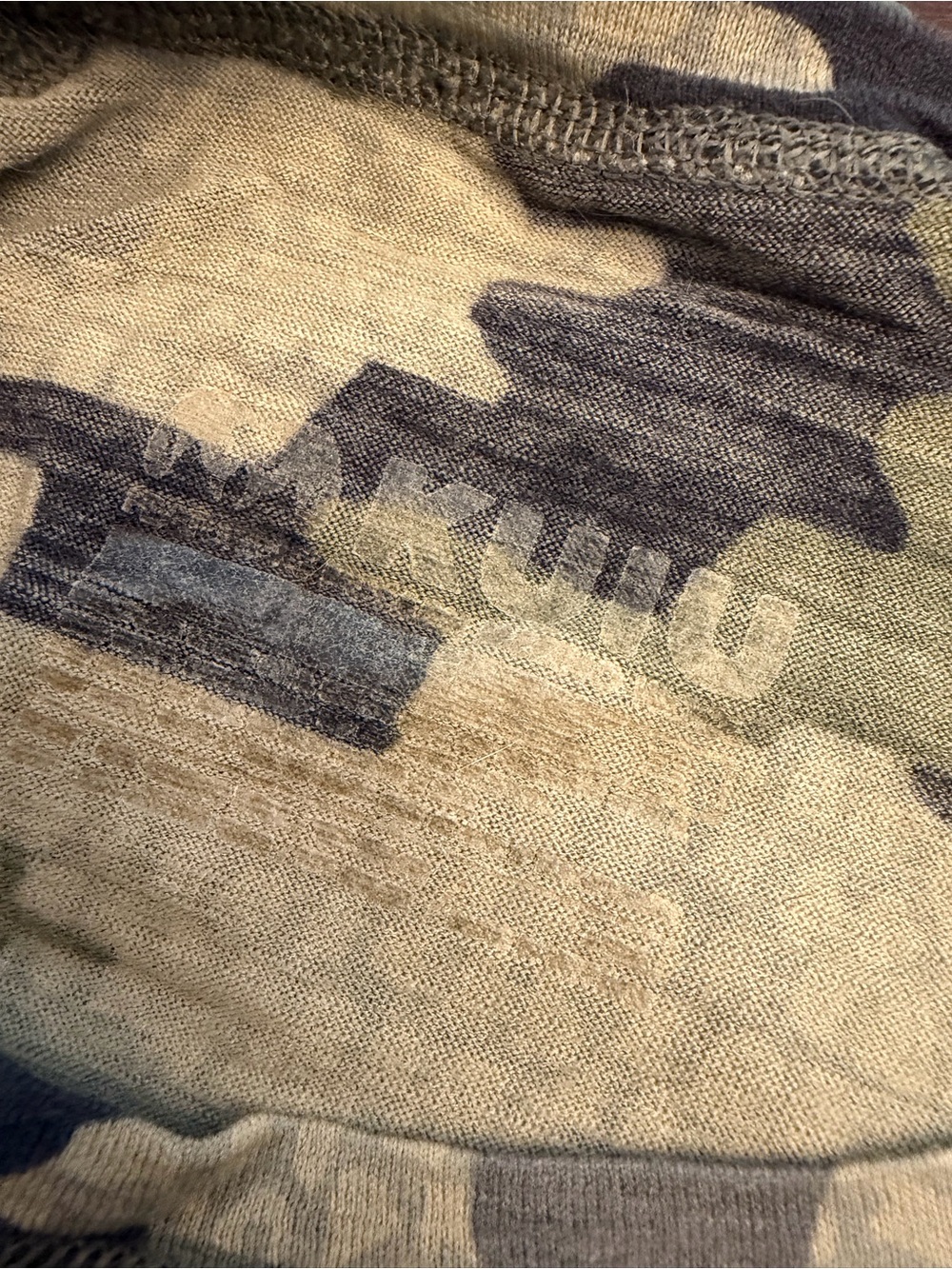 KUIU ULTRA Merino Wool 120 LT Long Sleeve Crew-T Shirt - Picture 6 of 7